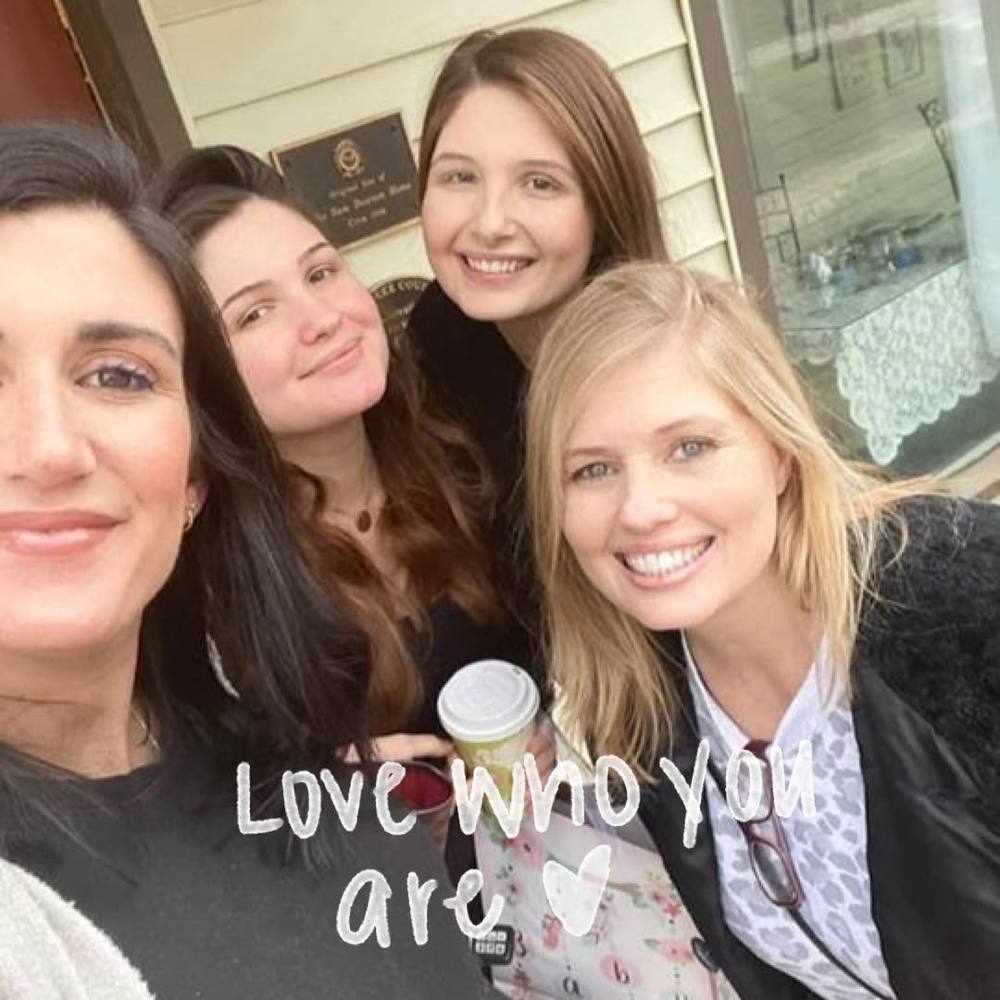 Meet your Posher, Stacy